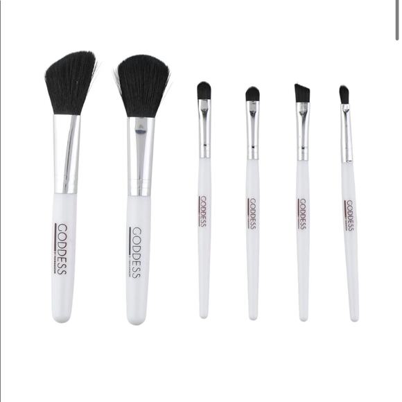 Goddess by Manna Kadar 6 Piece Brush Basics Set - Picture 6 of 6
